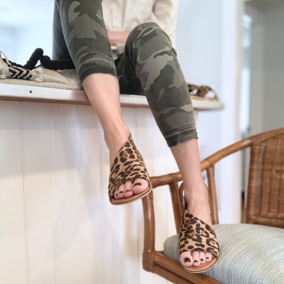 Leopard Print Booties Side Cutout Peep Toe - Picture 3 of 7